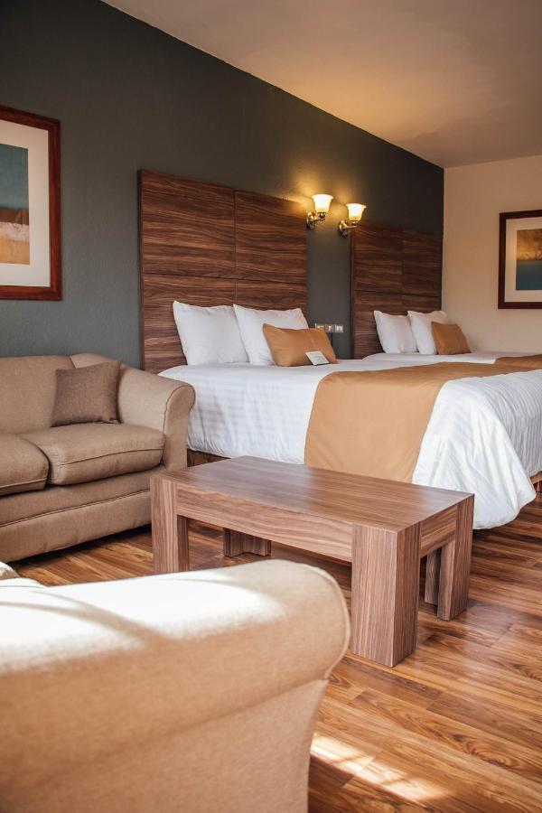 Best Western Cumbres Inn Cd. Cuauhtemoc Экстерьер фото